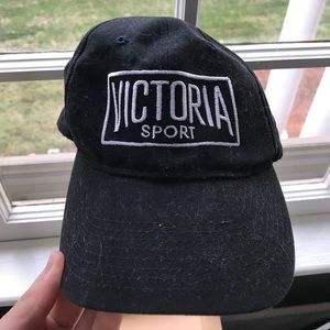 victoria sport hat